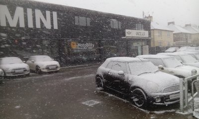 MINI and snow in UK.jpg