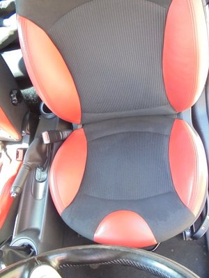 Driver chair replaced(UK chair passenger).JPG